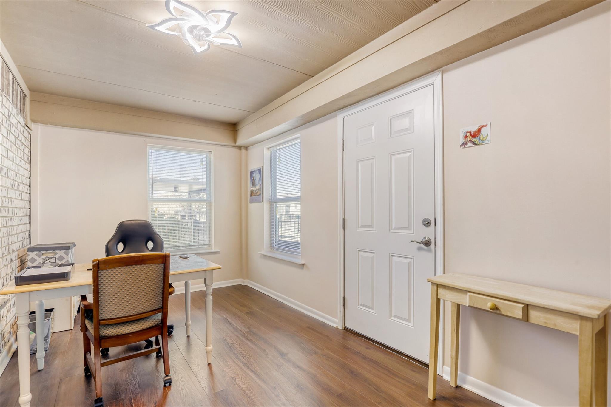 217 Comal Ln, Georgetown, TX 78633