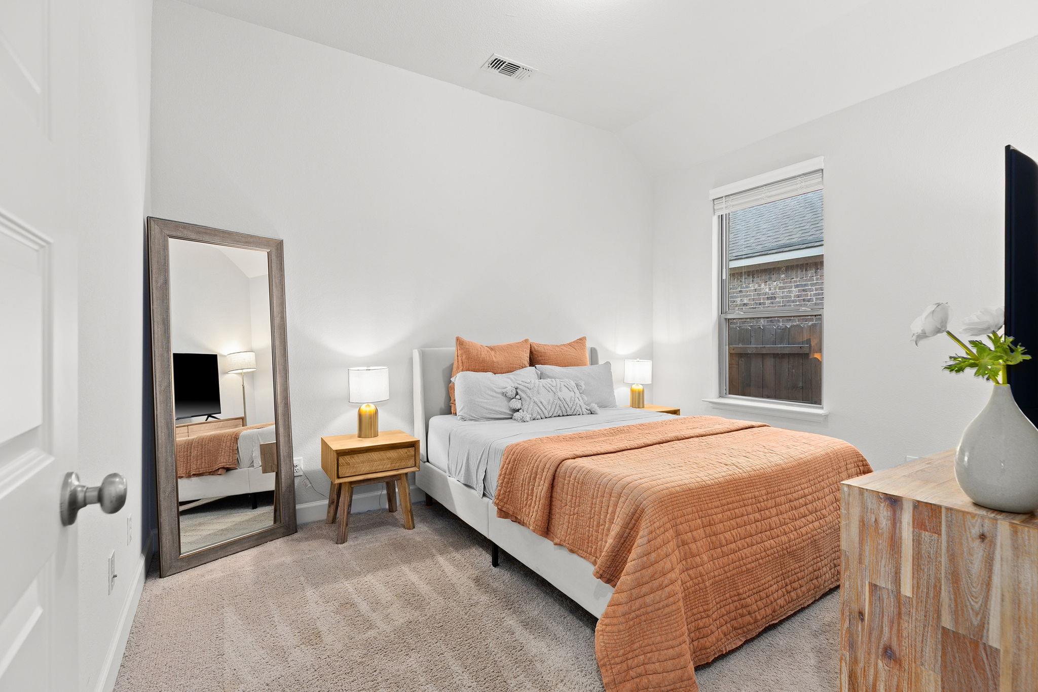 1909 Sir Nathaniel Ln, Leander, TX 78641