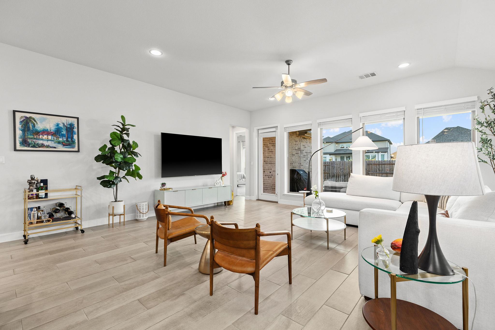 1909 Sir Nathaniel Ln, Leander, TX 78641