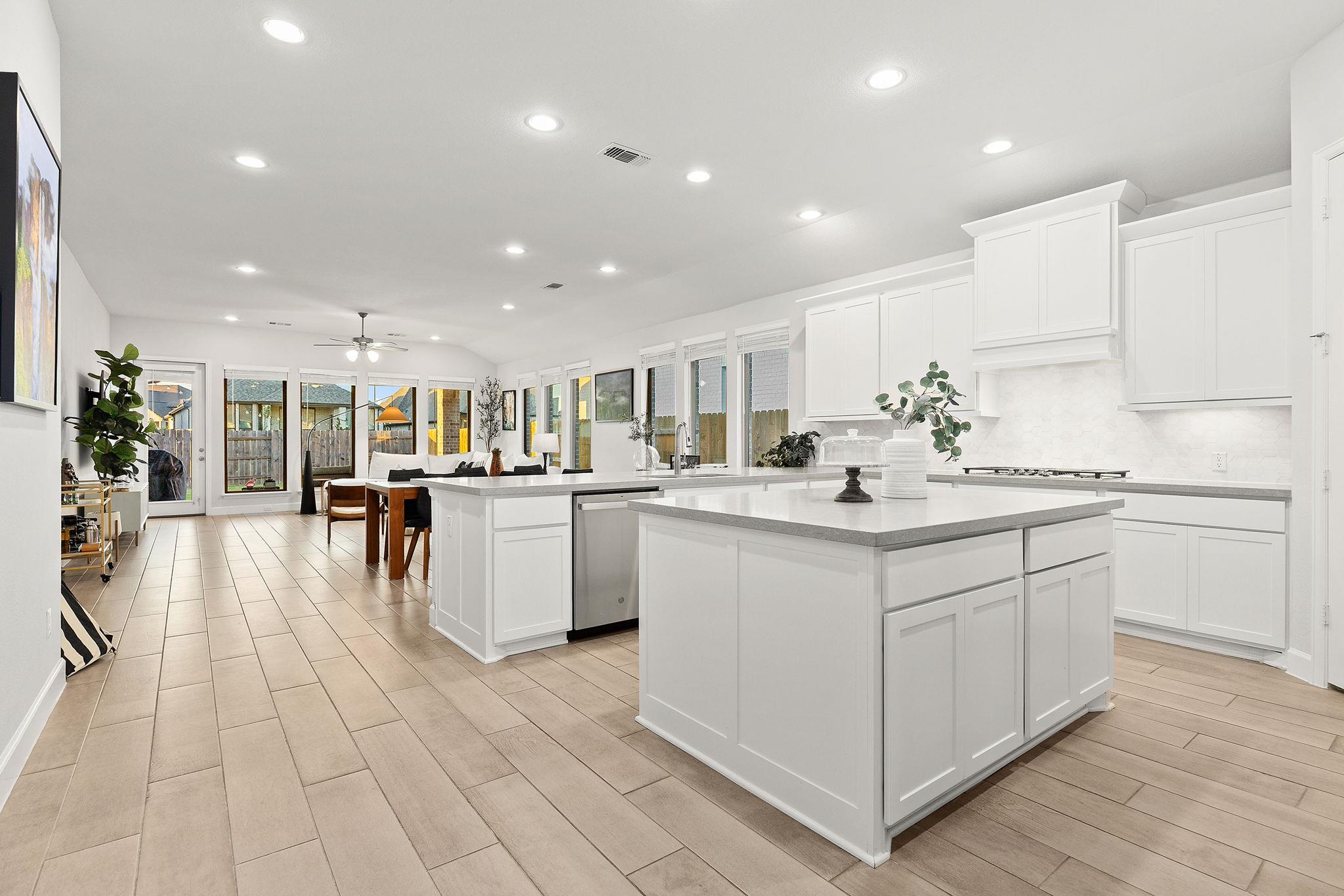 1909 Sir Nathaniel Ln, Leander, TX 78641