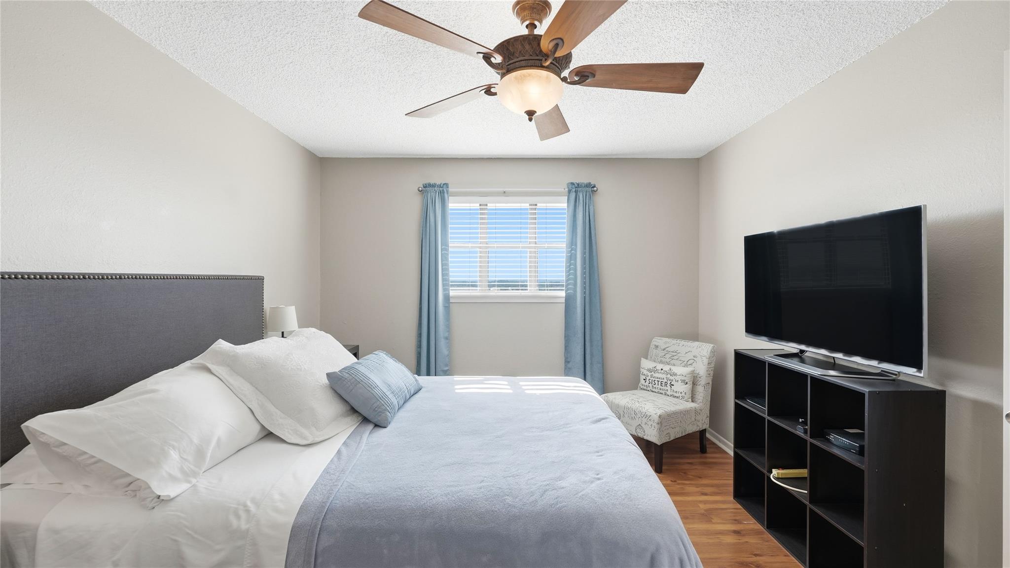 1226 Cougar Dr # 15, Canyon Lake, TX 78133