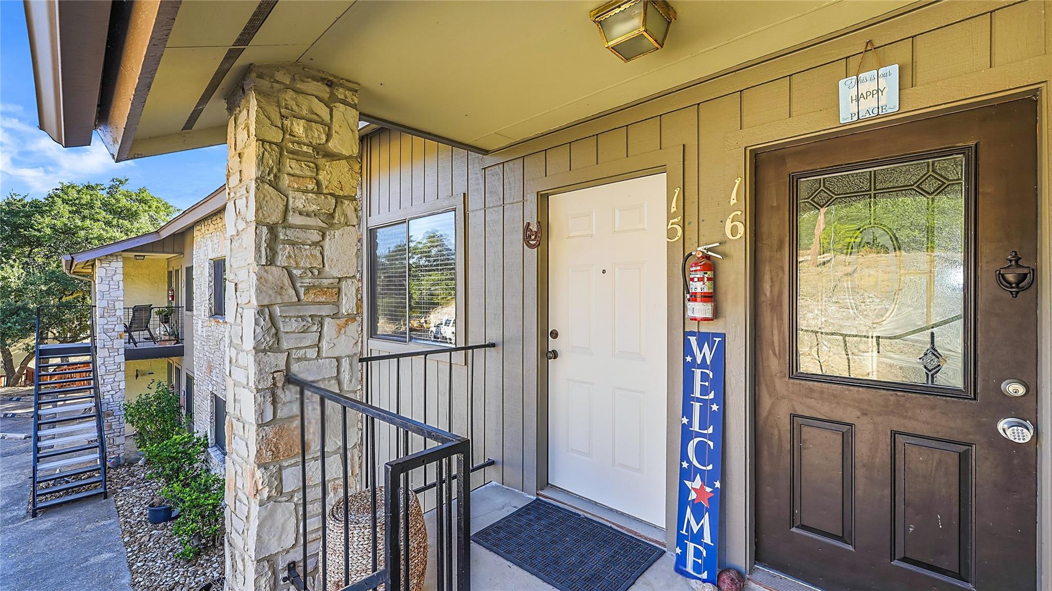 1226 Cougar Dr # 15, Canyon Lake, TX 78133