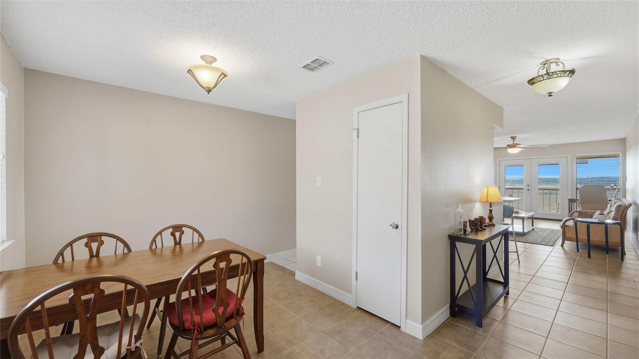 1226 Cougar Dr # 15, Canyon Lake, TX 78133