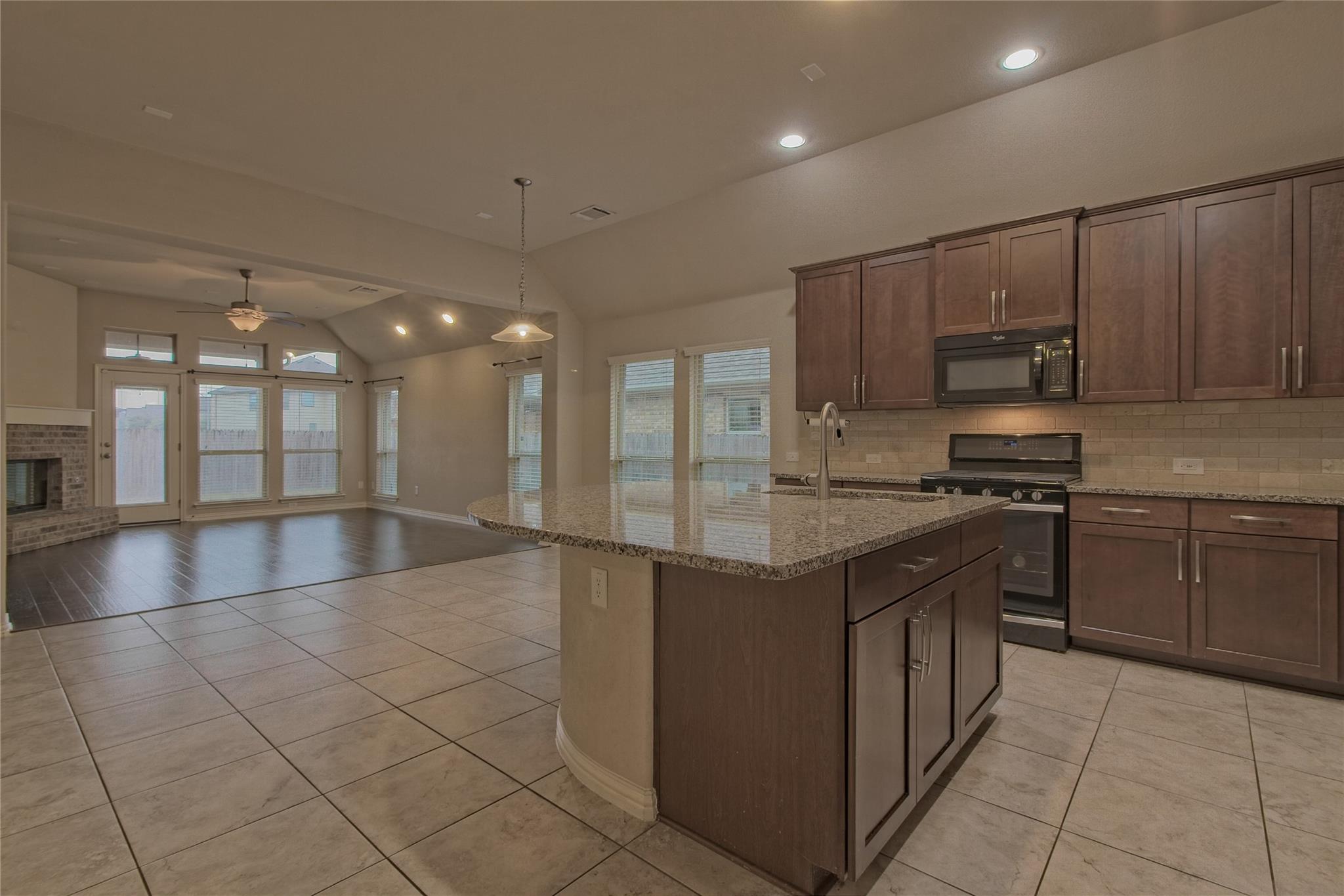 6040 Angelo St, Round Rock, TX 78665