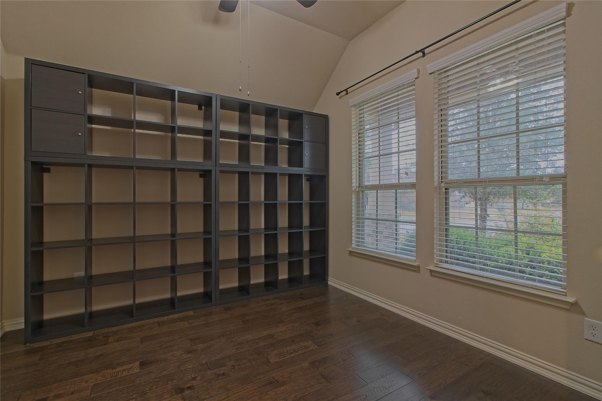 6040 Angelo St, Round Rock, TX 78665