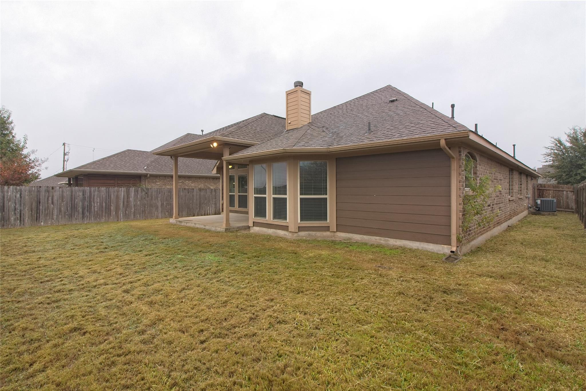 6040 Angelo St, Round Rock, TX 78665