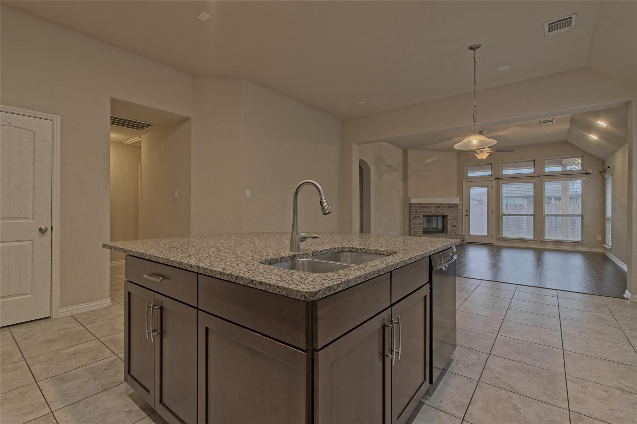 6040 Angelo St, Round Rock, TX 78665