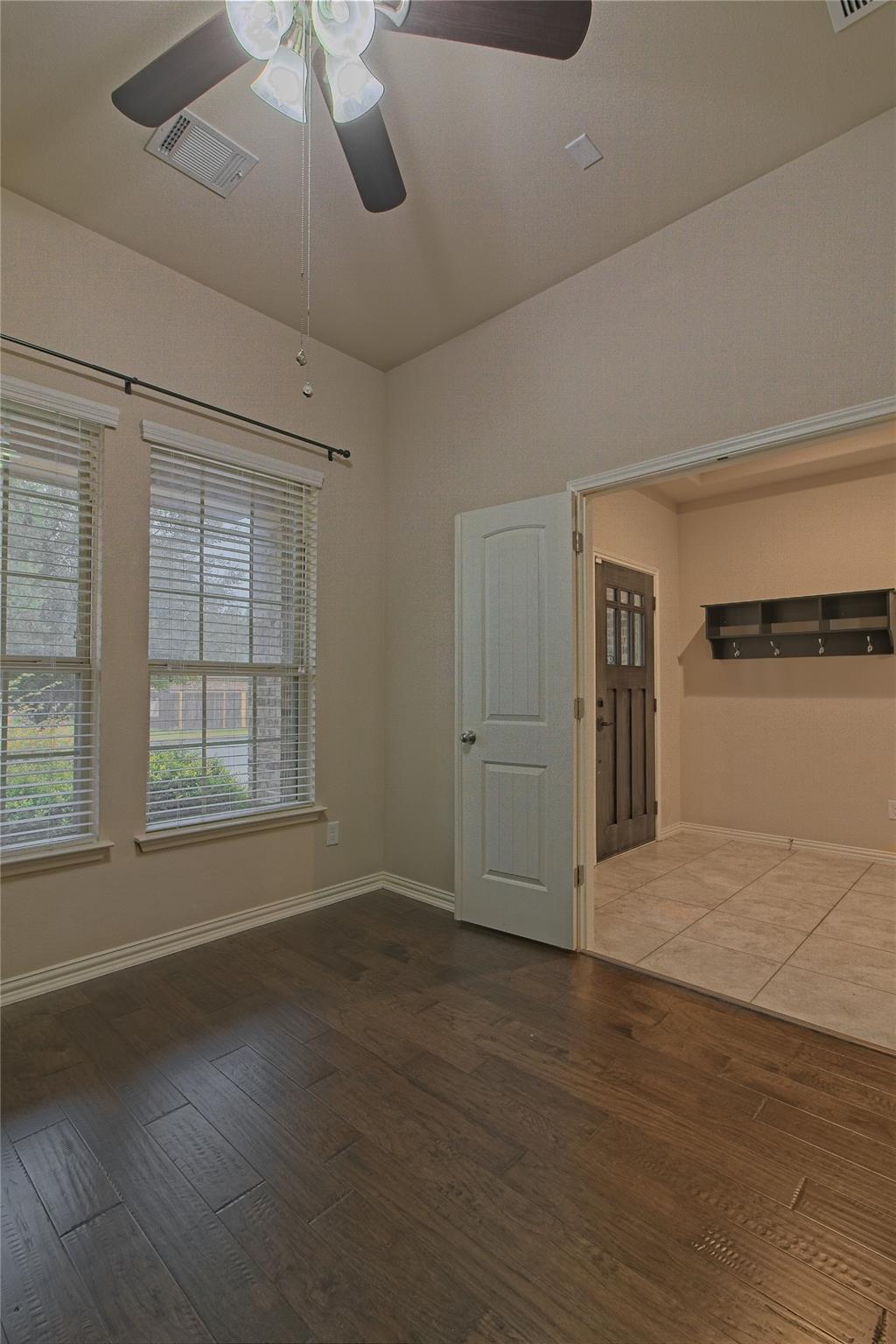 6040 Angelo St, Round Rock, TX 78665