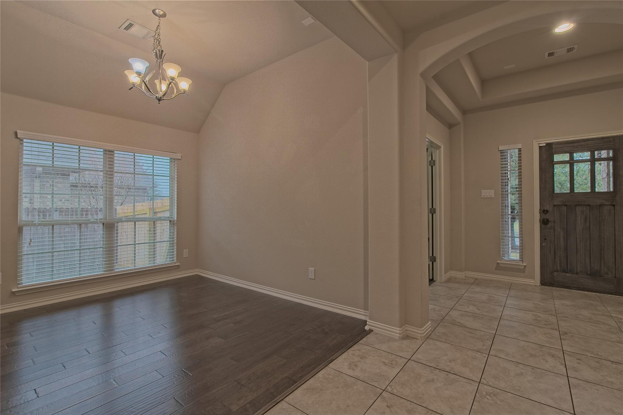 6040 Angelo St, Round Rock, TX 78665