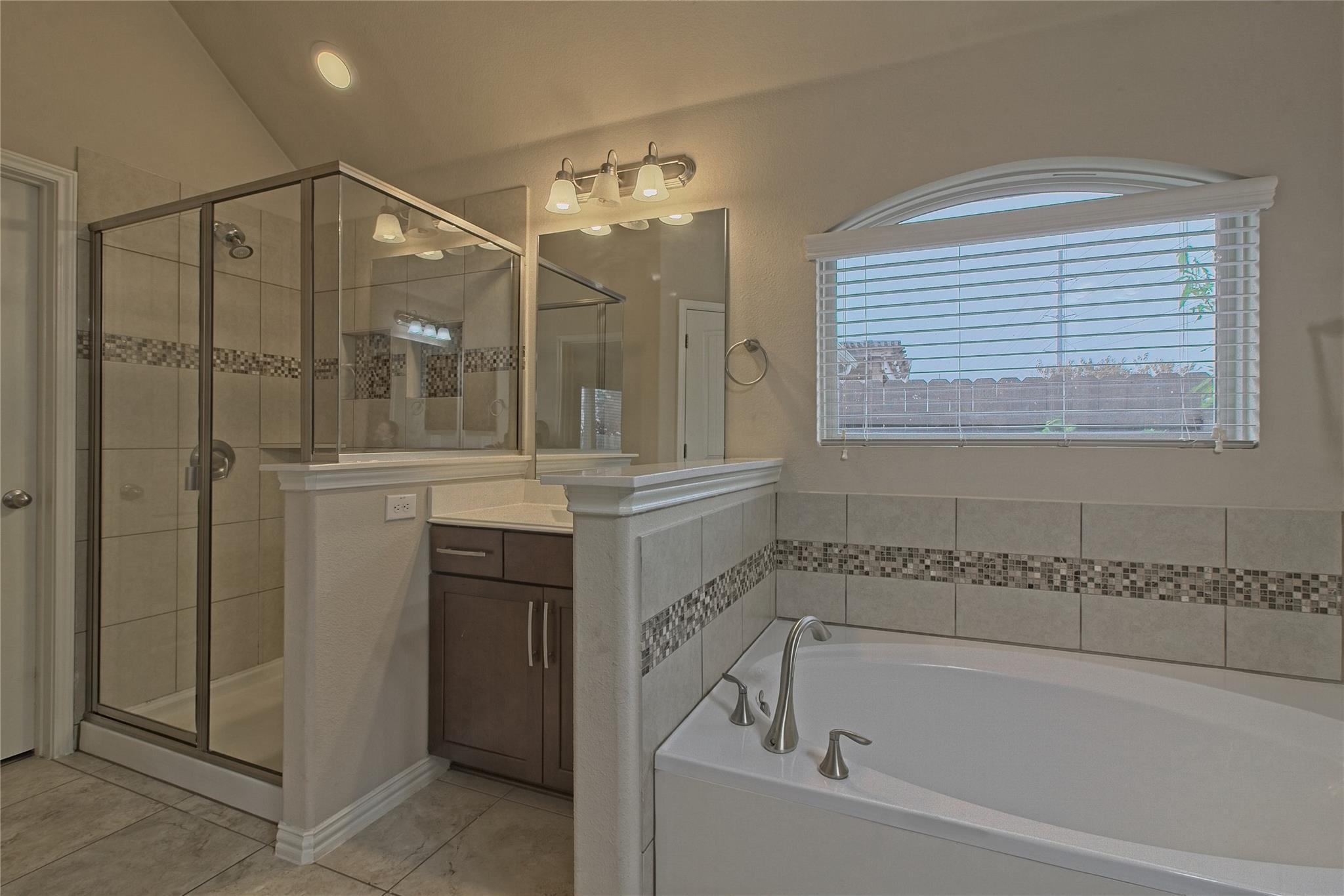 6040 Angelo St, Round Rock, TX 78665