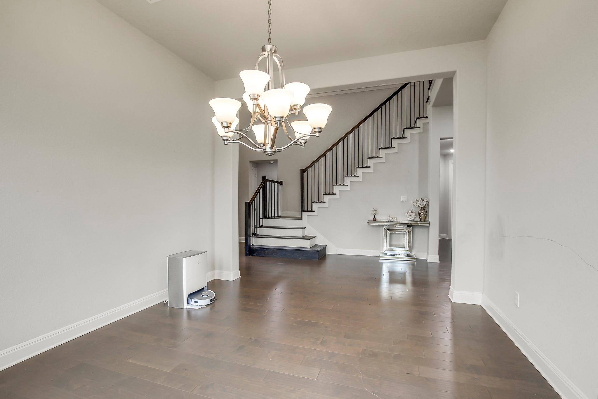 525 Houston Loop, Liberty Hill, TX 78642