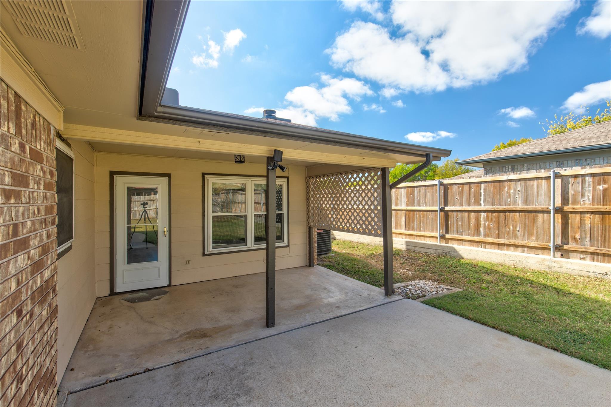 1711 Topaz Rd, Killeen, TX 76543