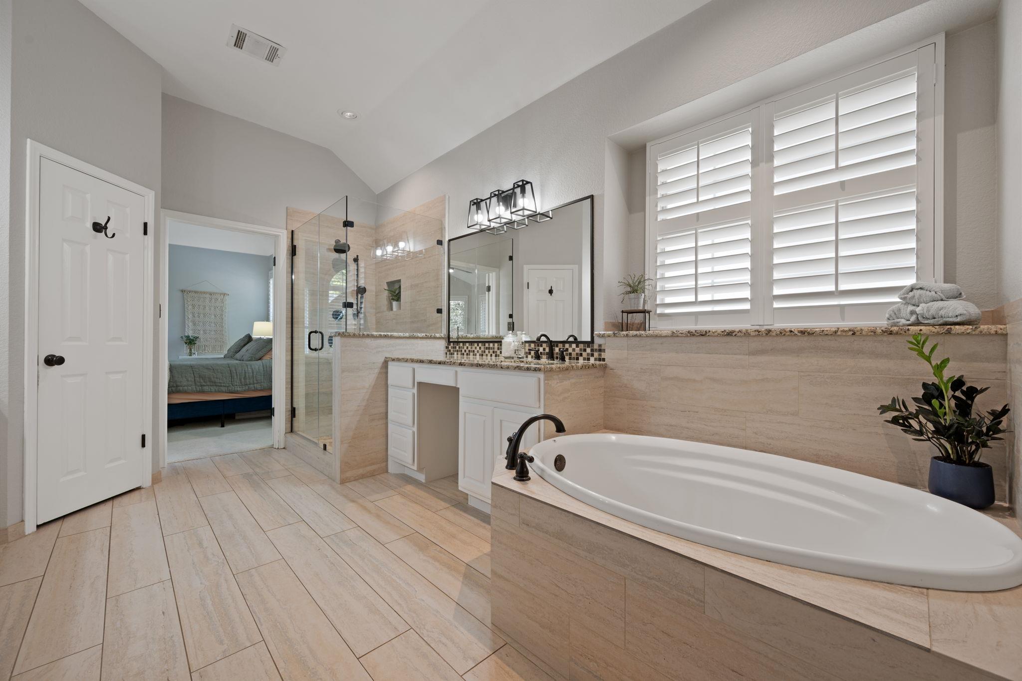 1005 Cedar Crest Cv, Round Rock, TX 78665