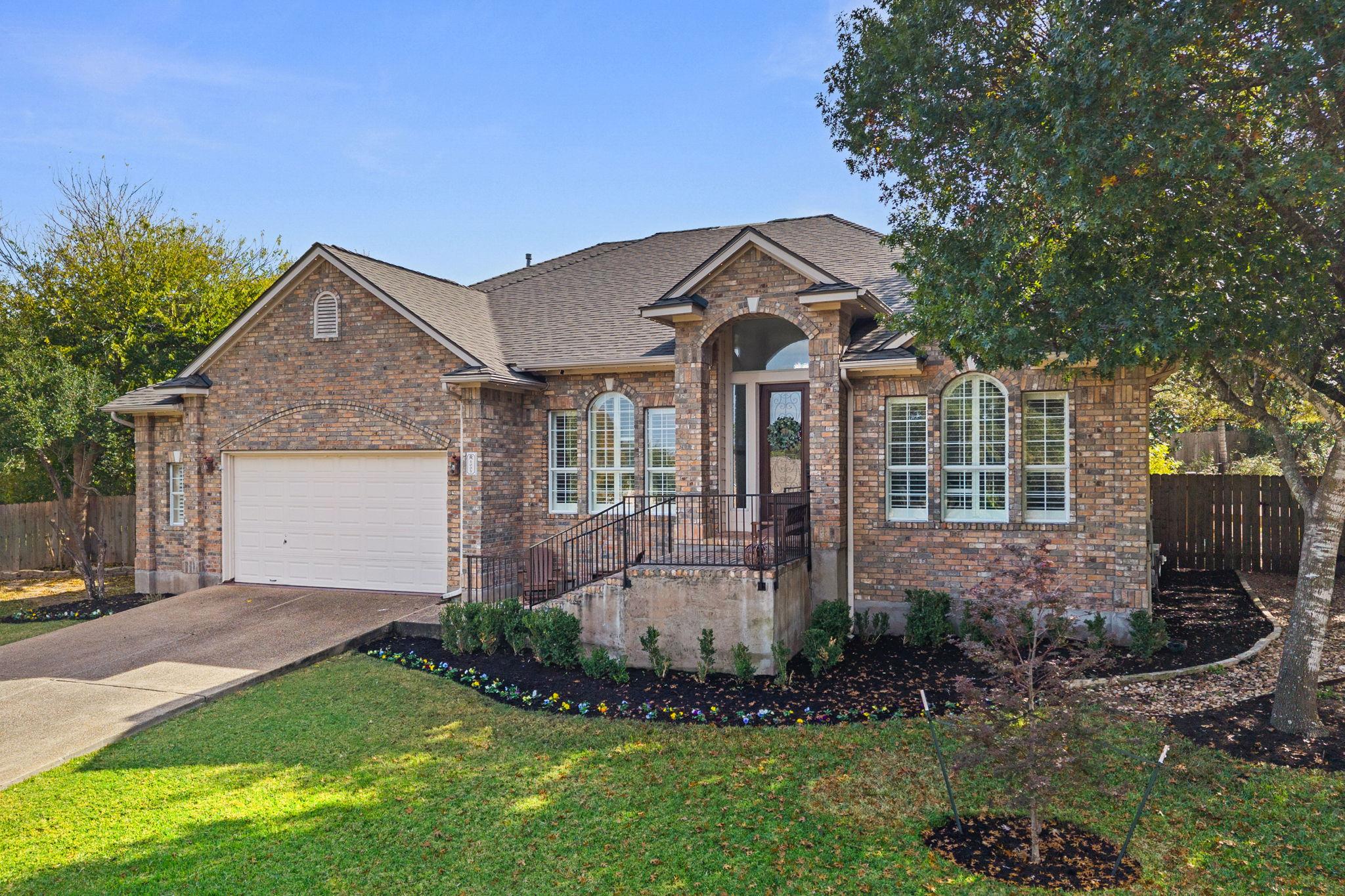1005 Cedar Crest Cv, Round Rock, TX 78665