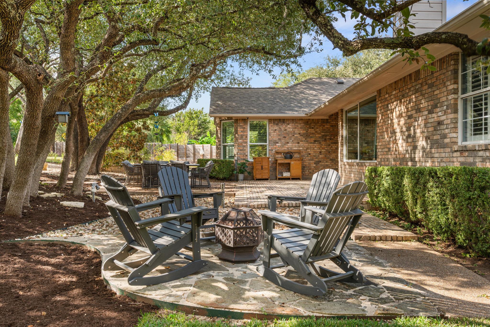 1005 Cedar Crest Cv, Round Rock, TX 78665