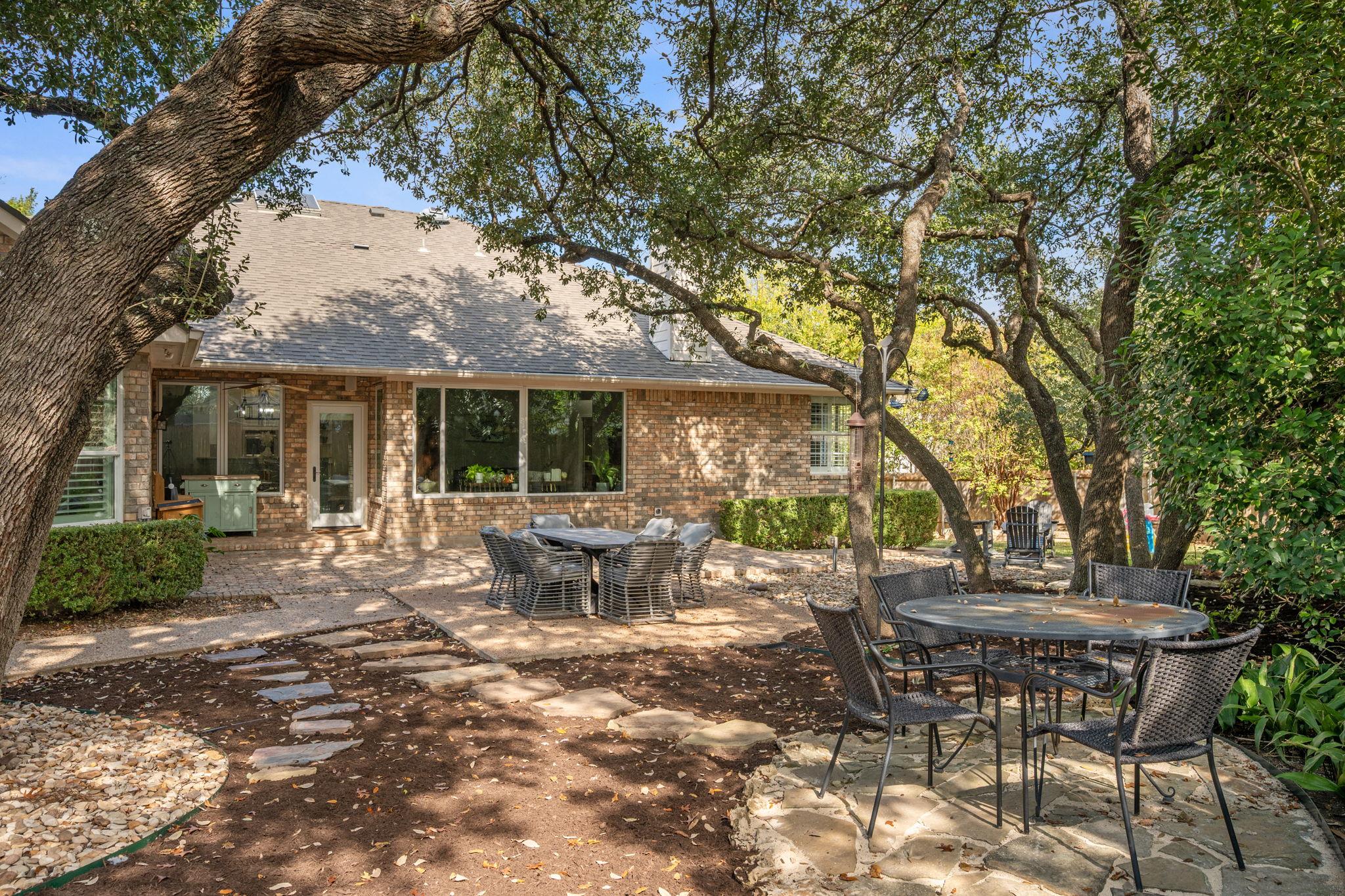 1005 Cedar Crest Cv, Round Rock, TX 78665