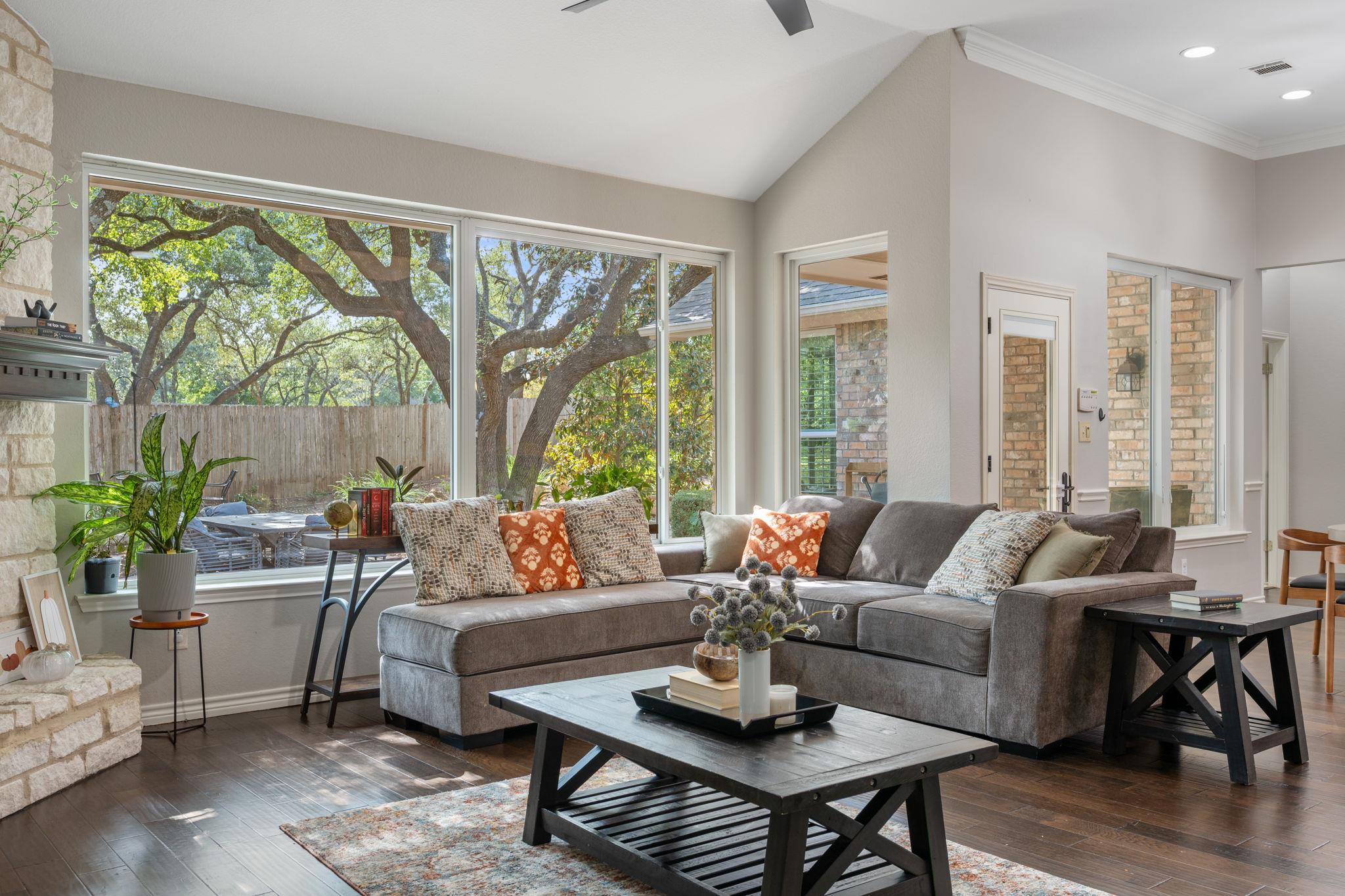 1005 Cedar Crest Cv, Round Rock, TX 78665