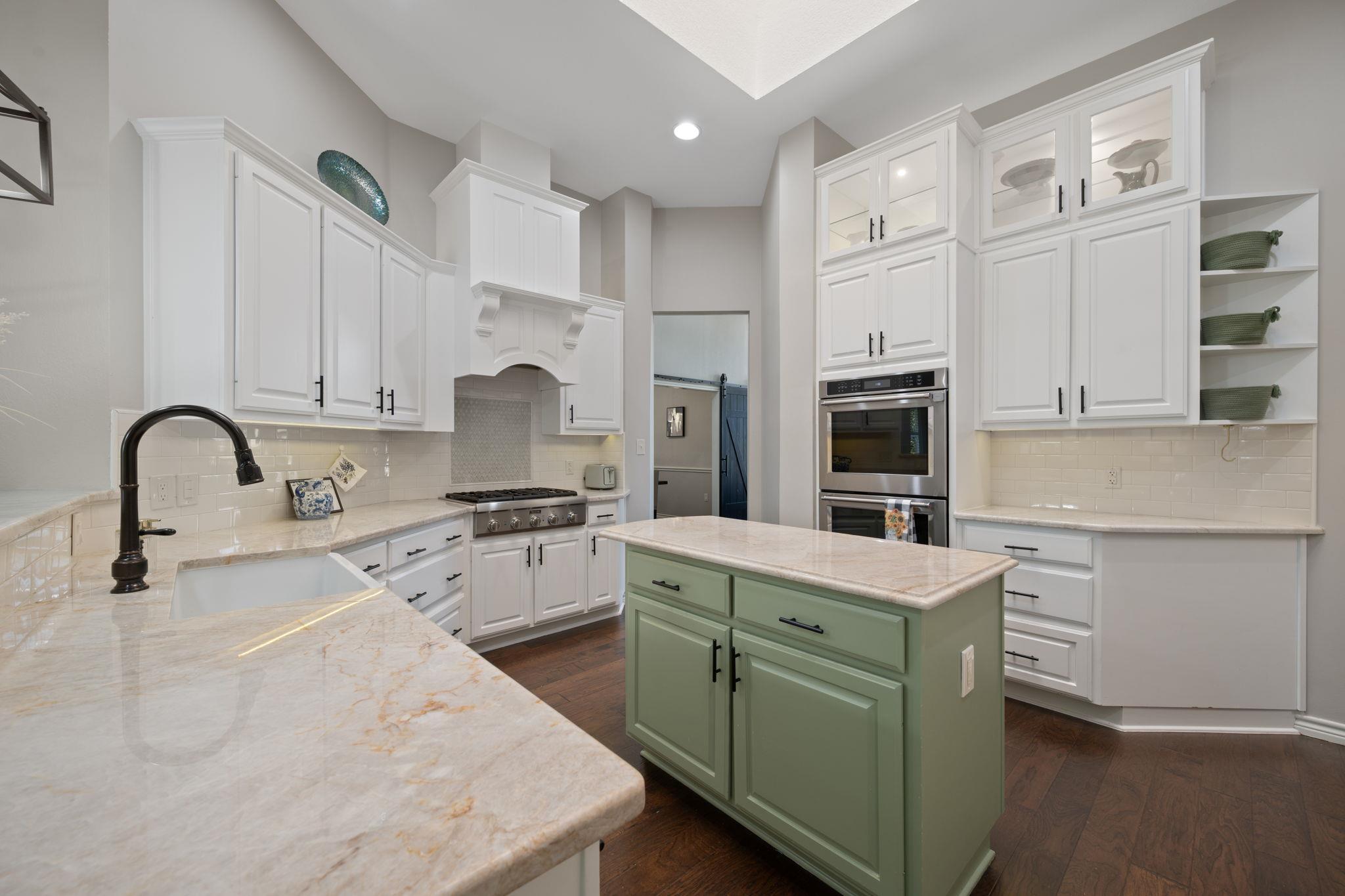 1005 Cedar Crest Cv, Round Rock, TX 78665