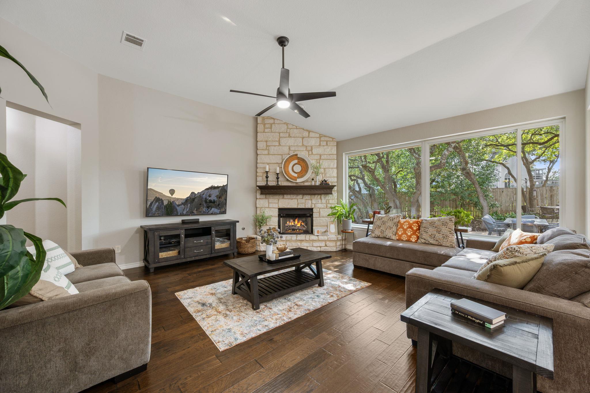 1005 Cedar Crest Cv, Round Rock, TX 78665