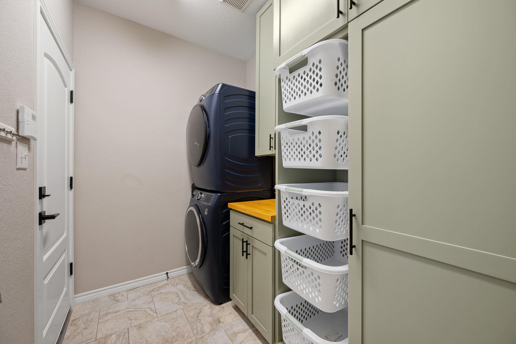 1005 Cedar Crest Cv, Round Rock, TX 78665