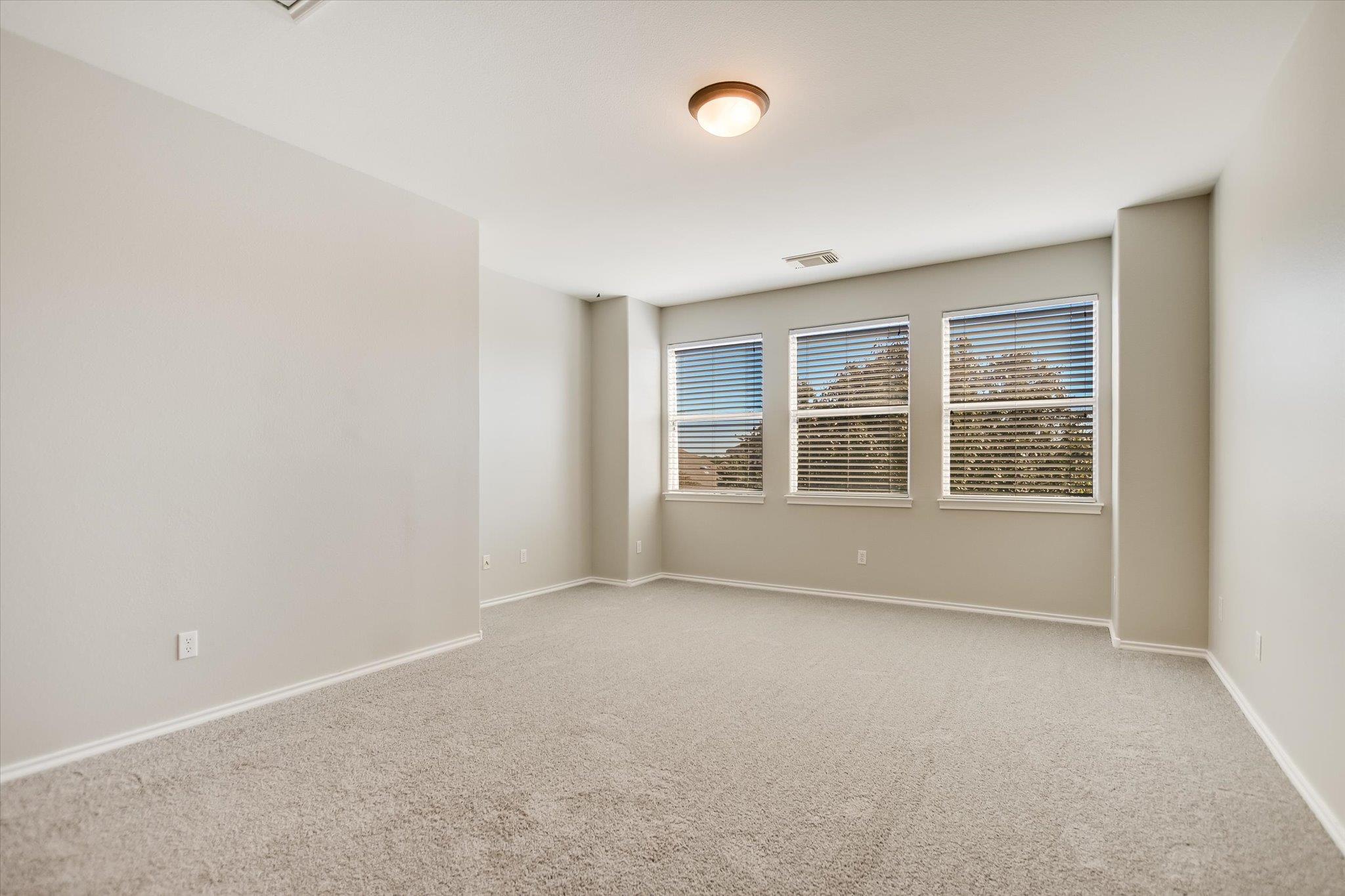 12528 Central Park Dr, Austin, TX 78732