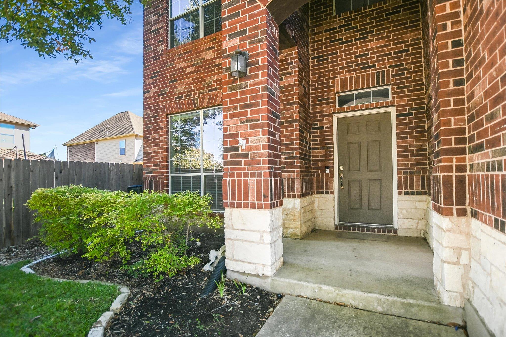 12528 Central Park Dr, Austin, TX 78732