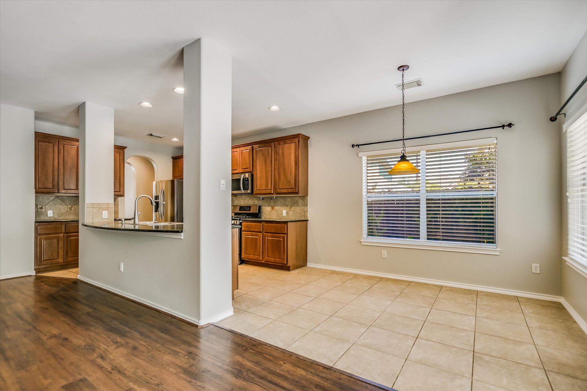 12528 Central Park Dr, Austin, TX 78732