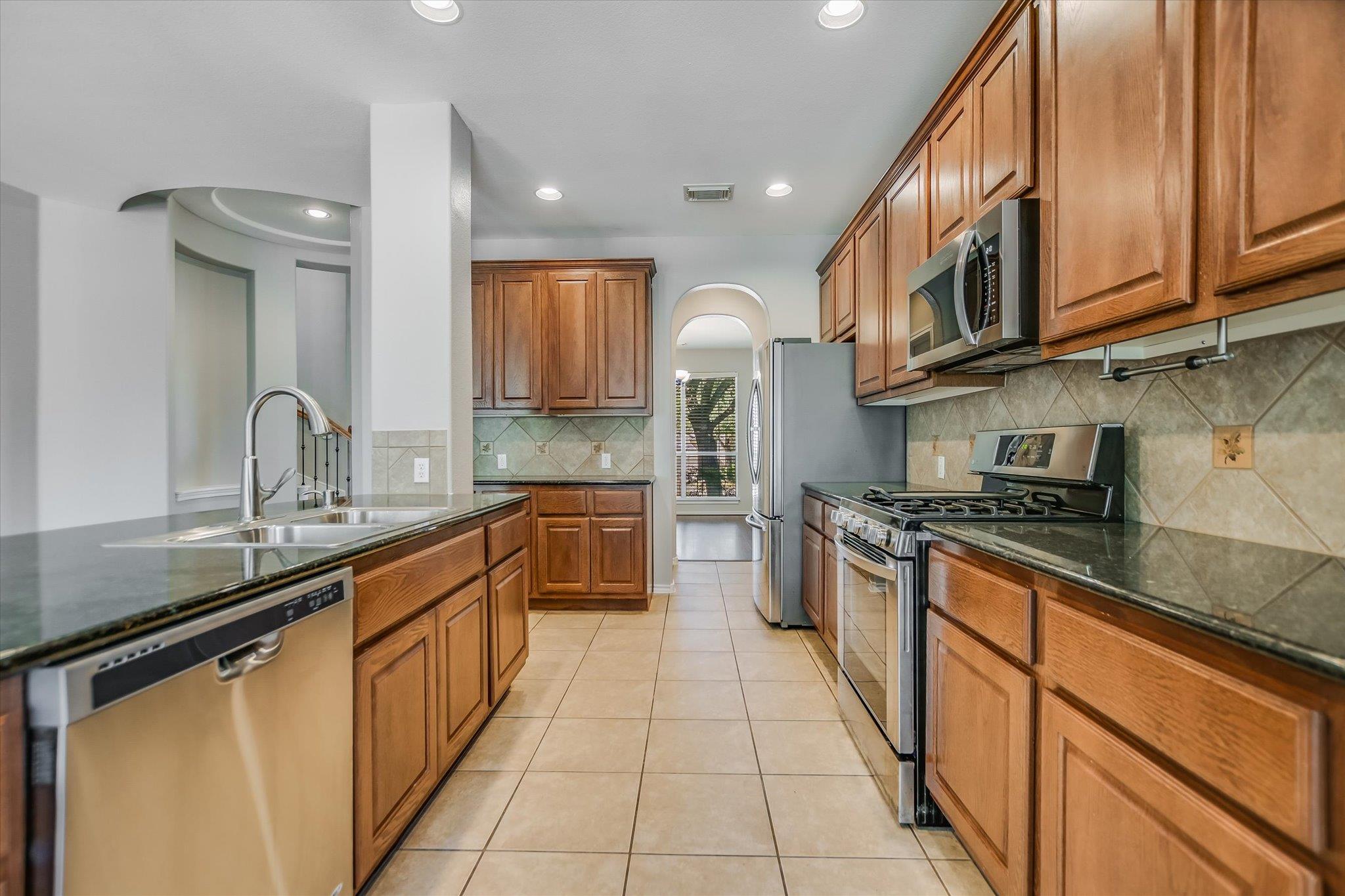 12528 Central Park Dr, Austin, TX 78732