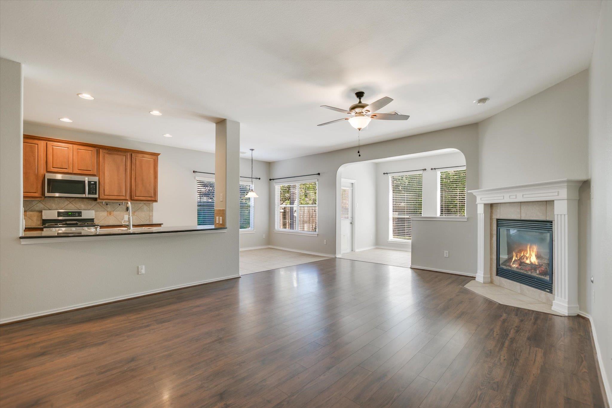 12528 Central Park Dr, Austin, TX 78732