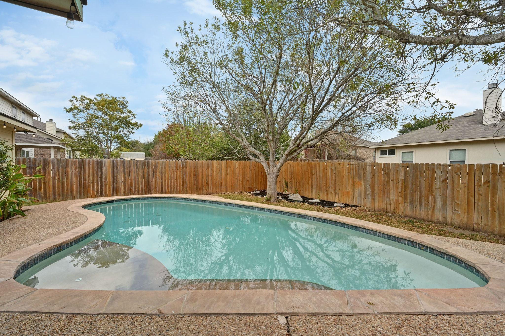 106 Pecanwood N, Kyle, TX 78640