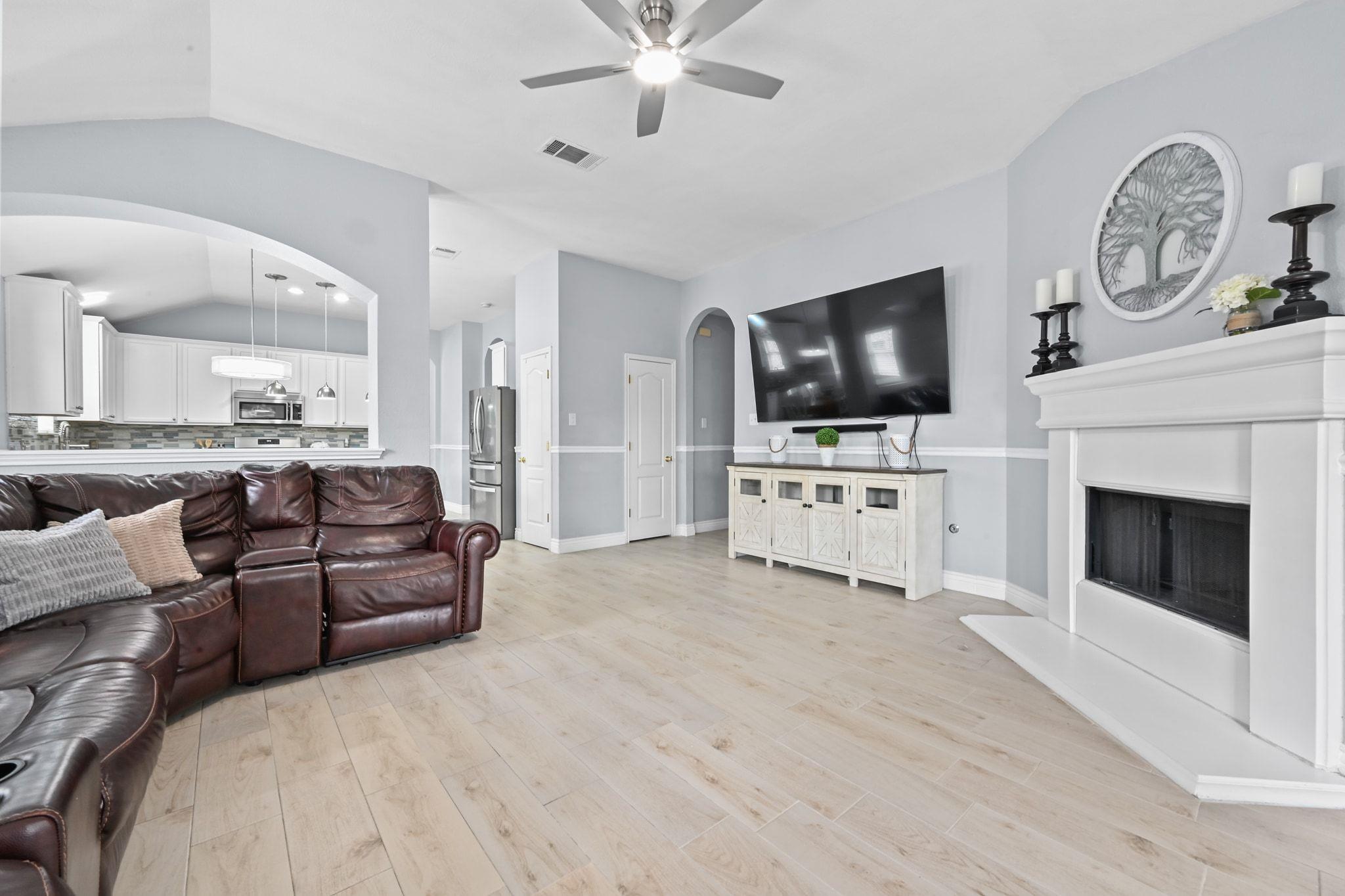 106 Pecanwood N, Kyle, TX 78640