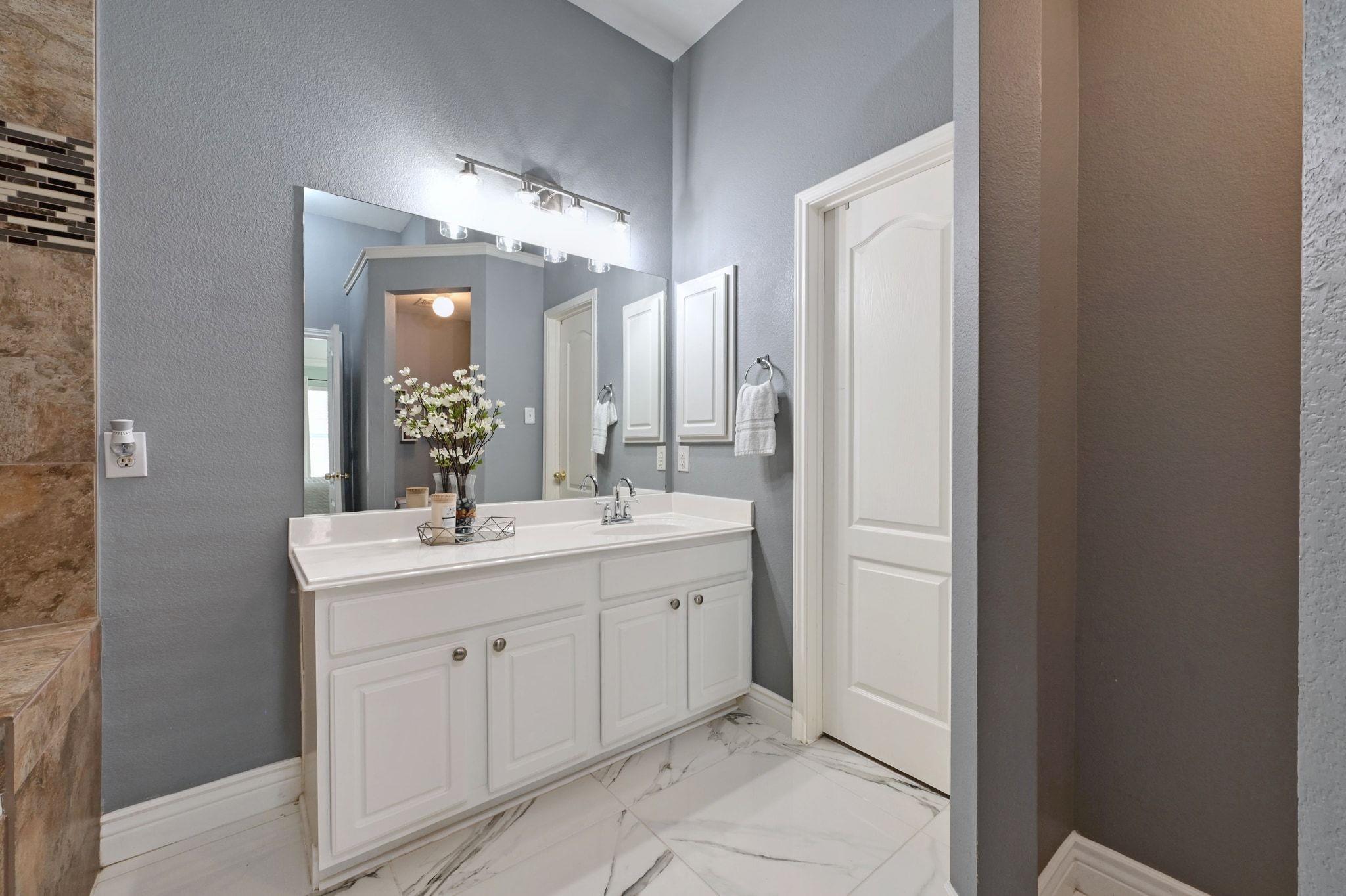 106 Pecanwood N, Kyle, TX 78640