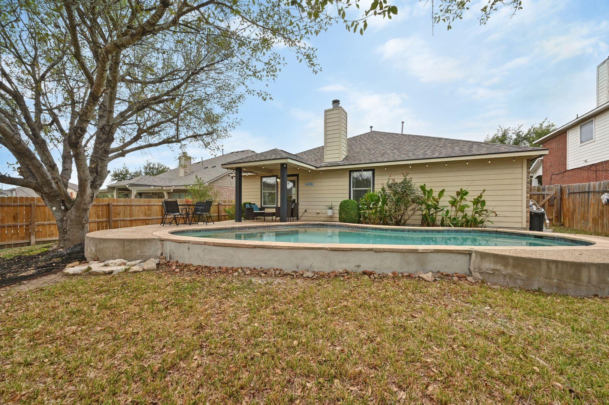 106 Pecanwood N, Kyle, TX 78640