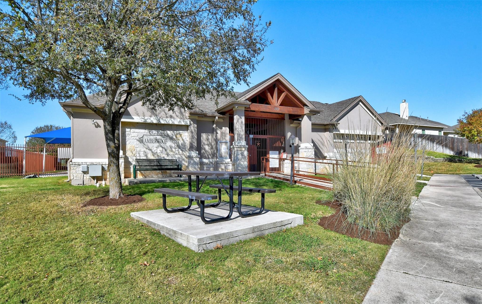 106 Pecanwood N, Kyle, TX 78640