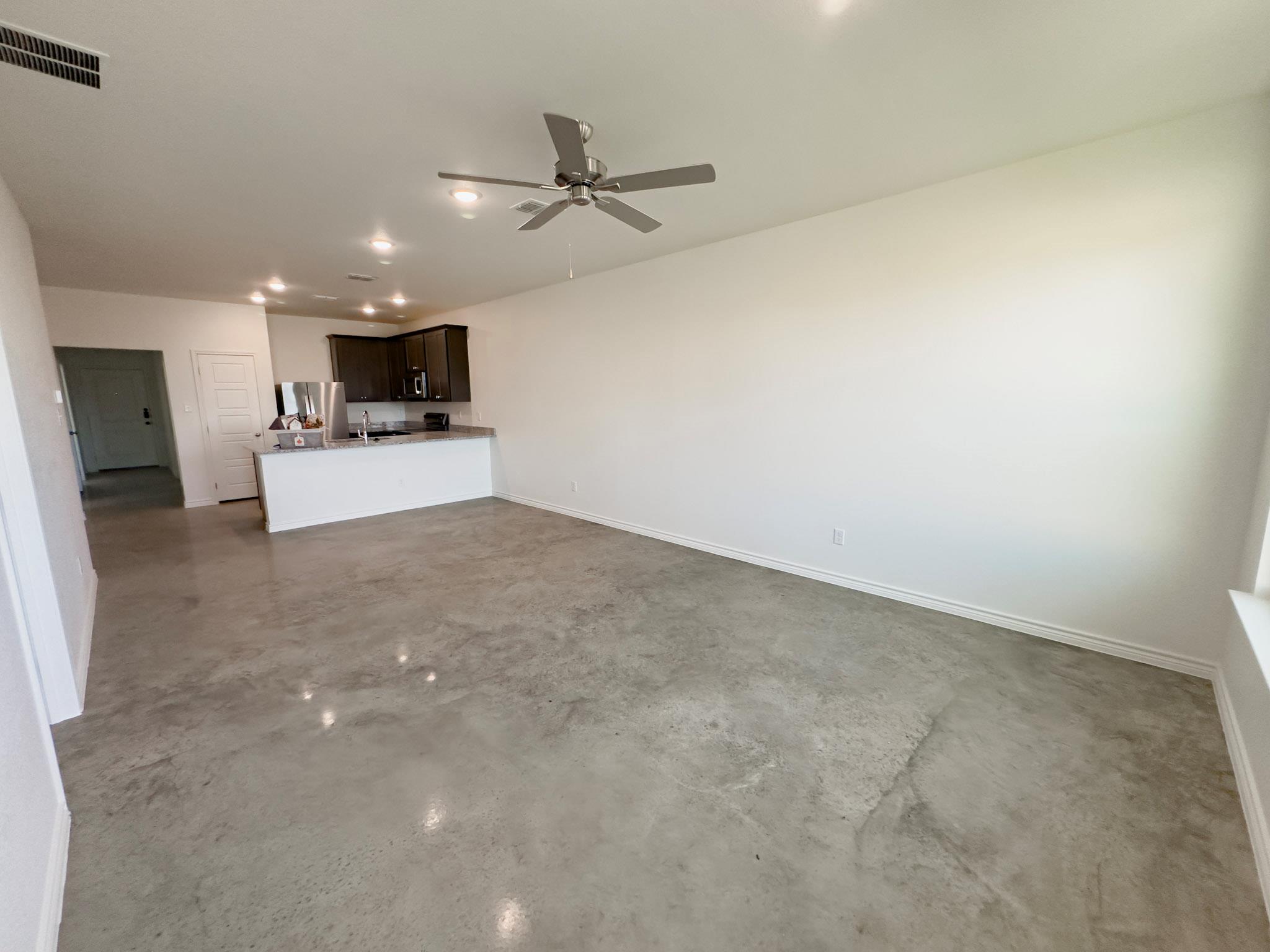 8905 Prickly Ash Dr, Killeen, TX 76542