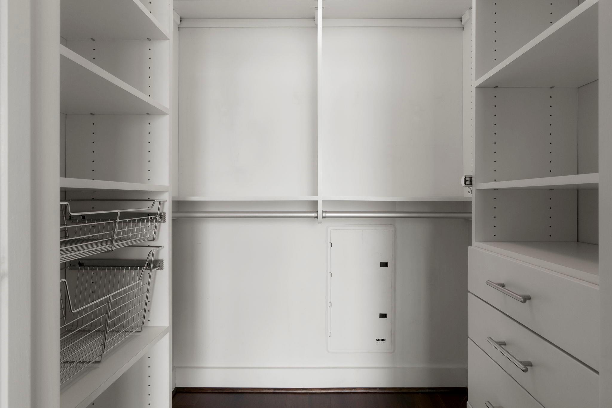 300 Bowie St # 2108, Austin, TX 78703