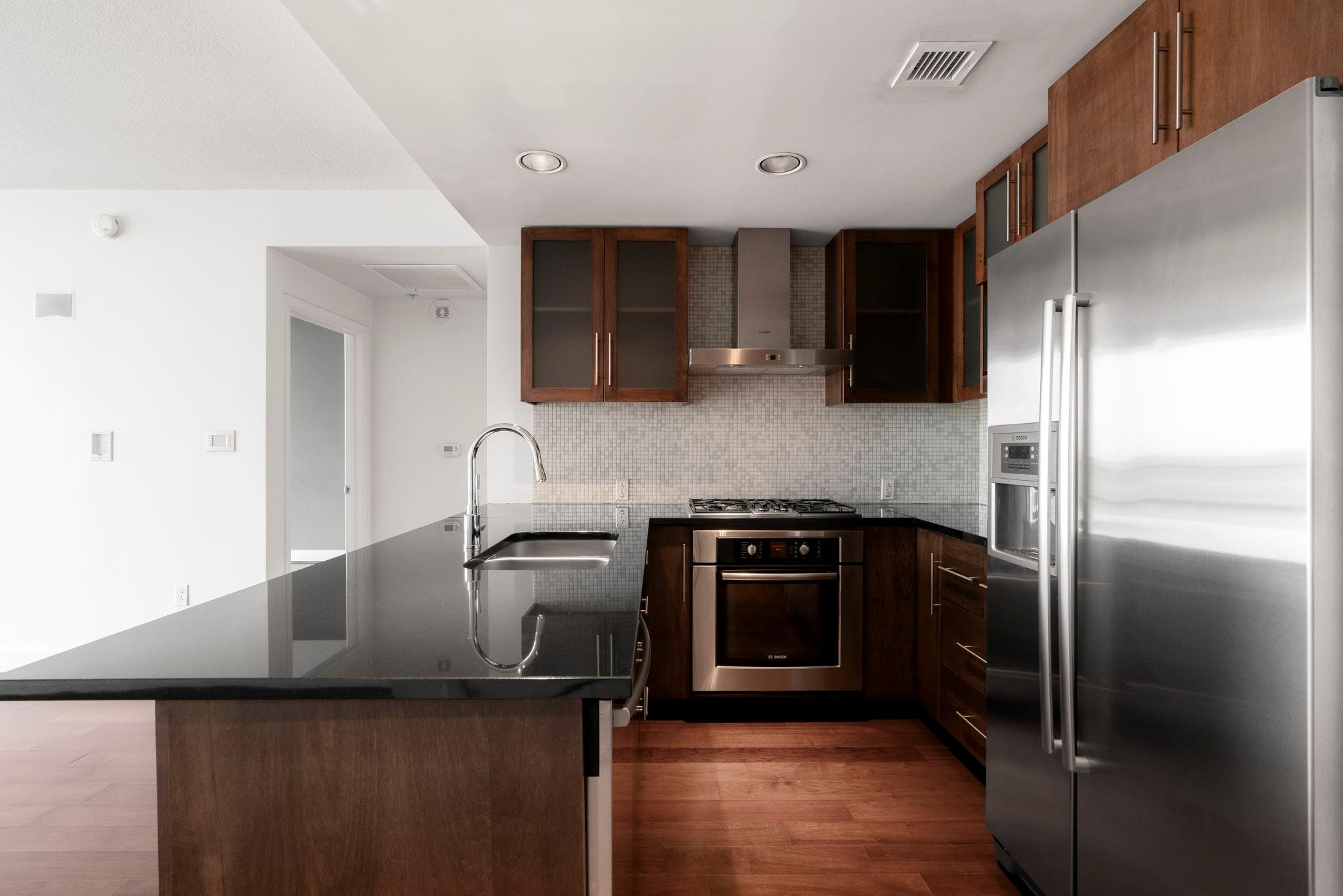 300 Bowie St # 2108, Austin, TX 78703