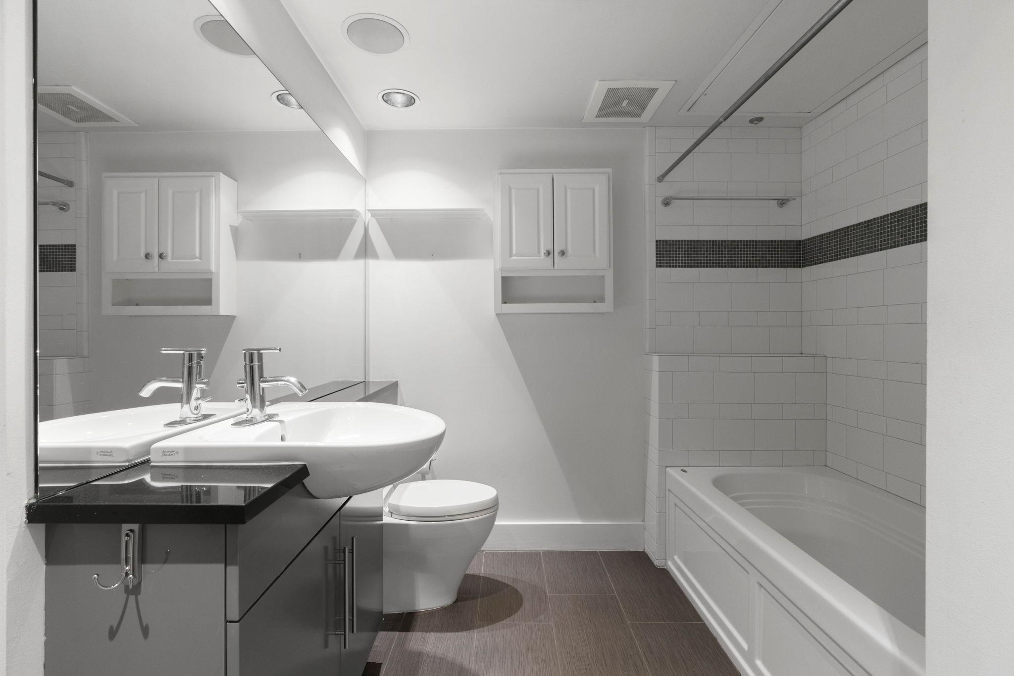 300 Bowie St # 2108, Austin, TX 78703