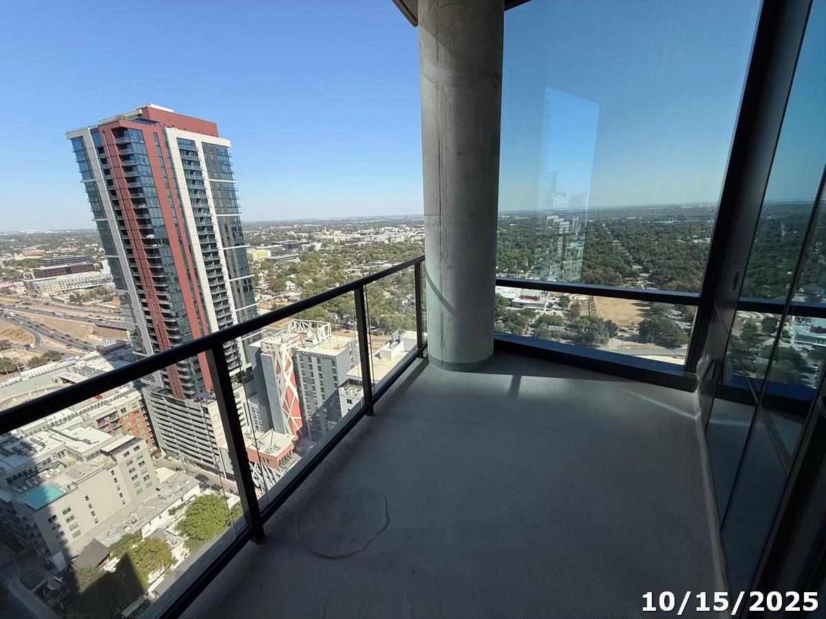 70 Rainey St # 2907, Austin, TX 78701