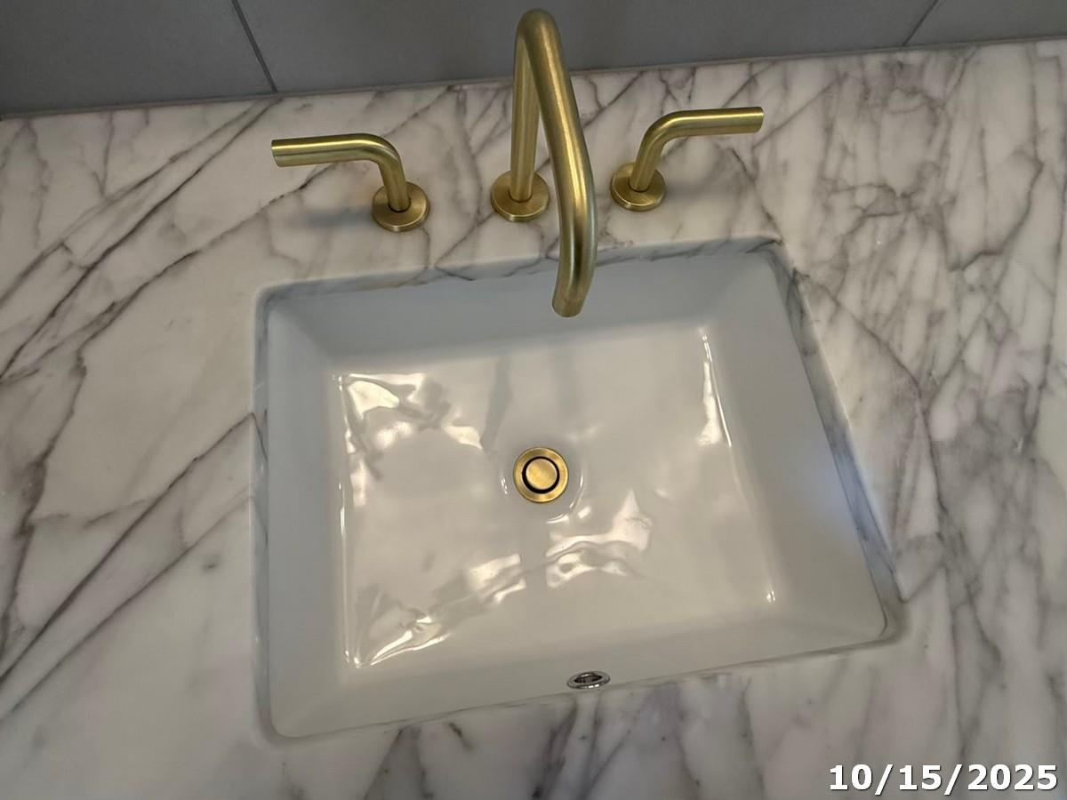 70 Rainey St # 2907, Austin, TX 78701