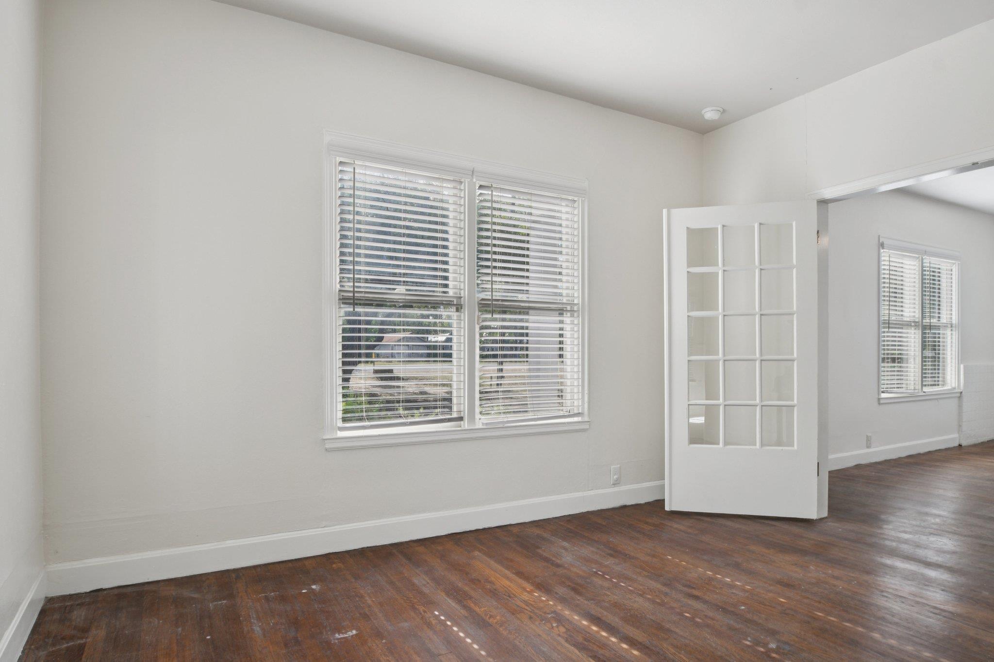 308 Taylor Rd, Elgin, TX 78621