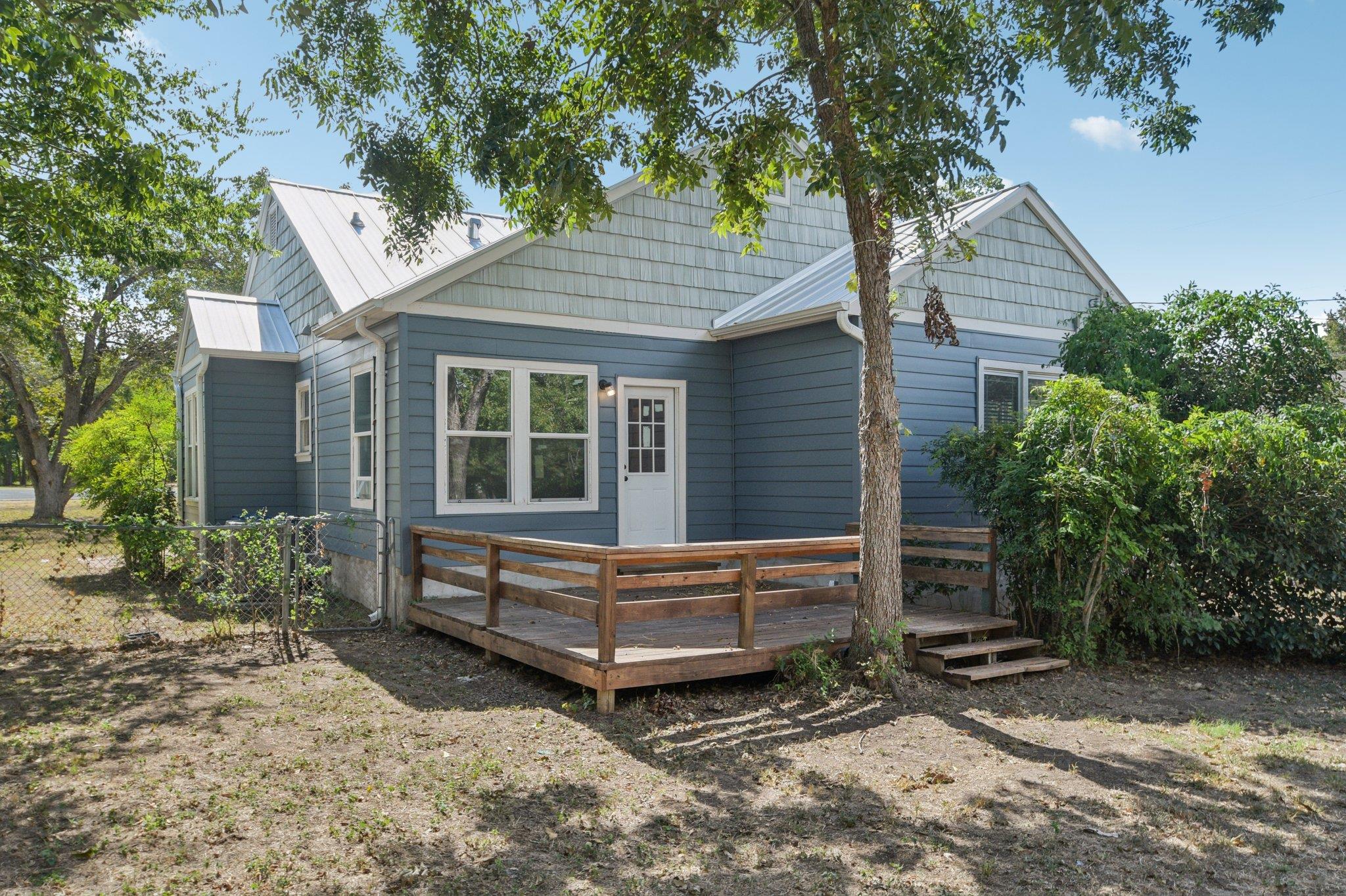 308 Taylor Rd, Elgin, TX 78621