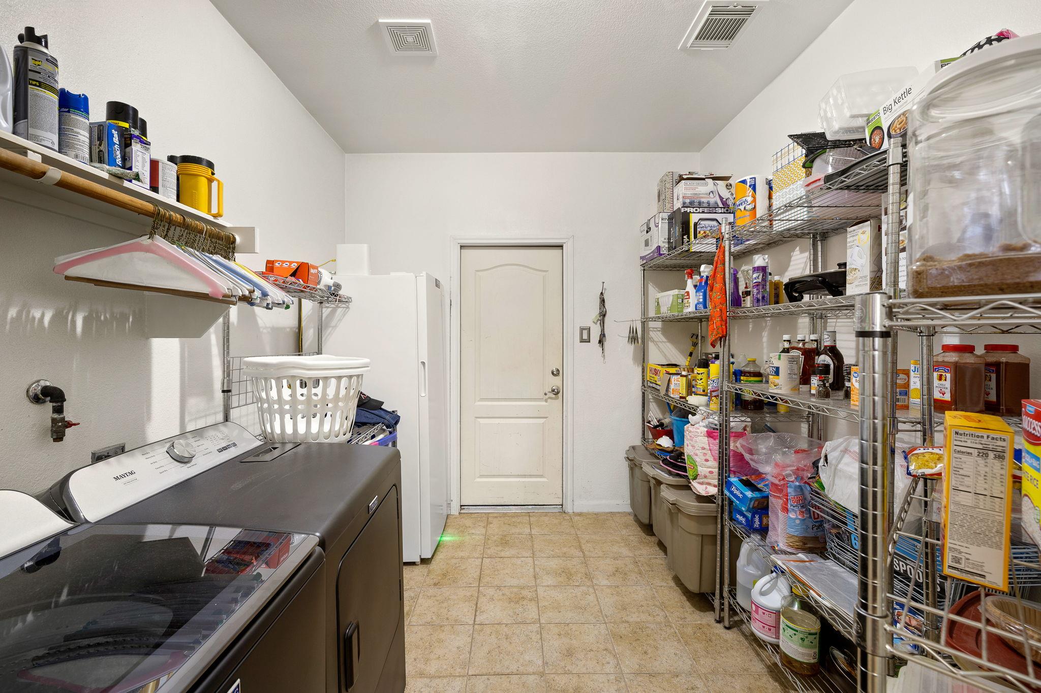 2908 Stonecreek Dr, Round Rock, TX 78681