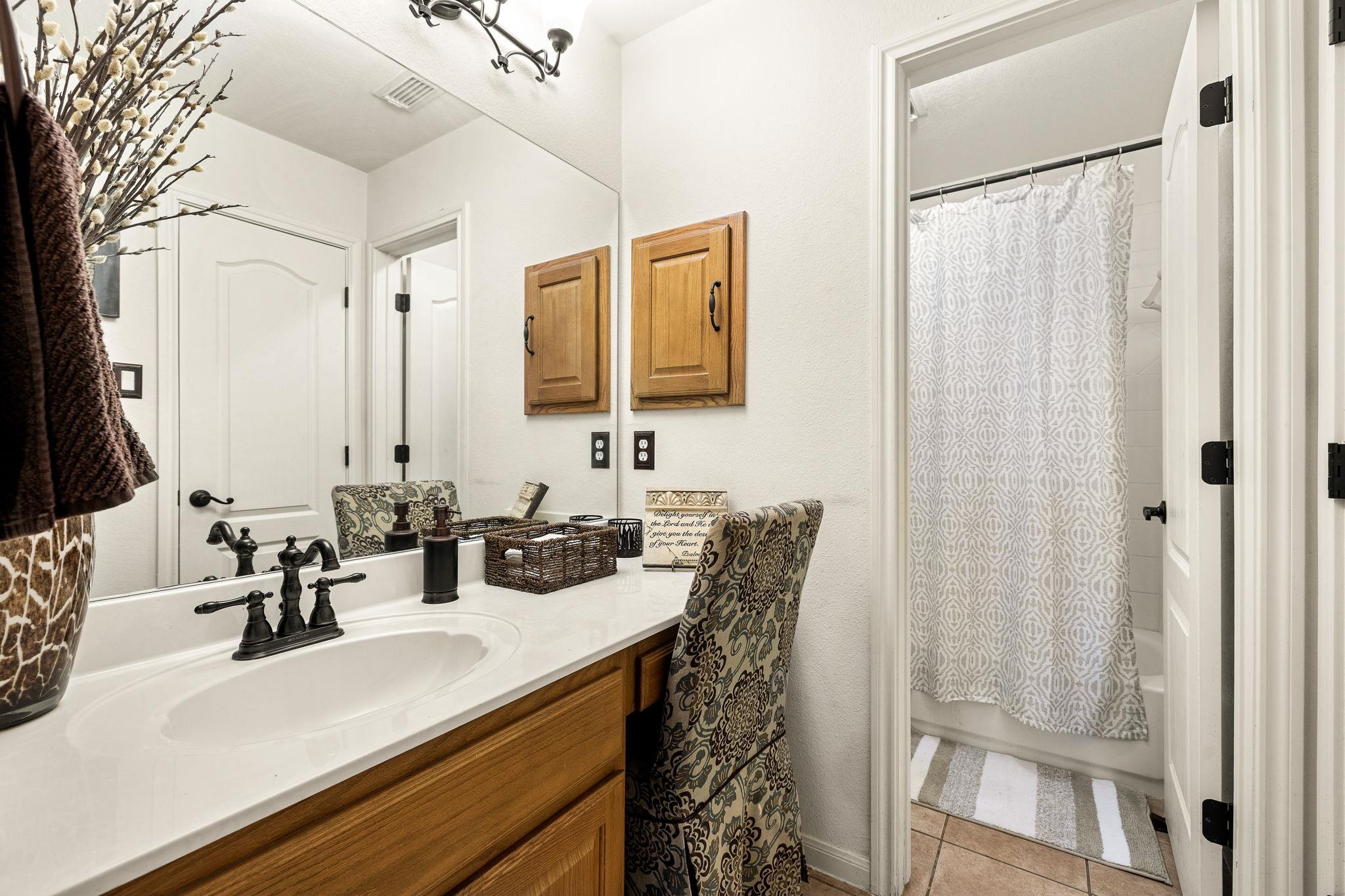 2908 Stonecreek Dr, Round Rock, TX 78681