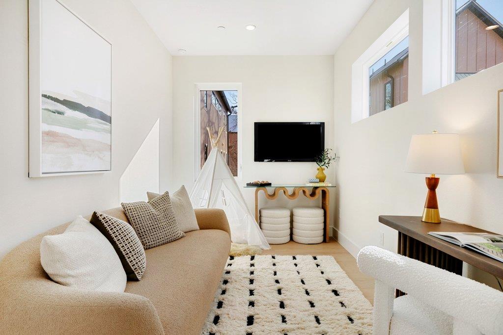 3524 Gonzales St # 2A, Austin, TX 78702