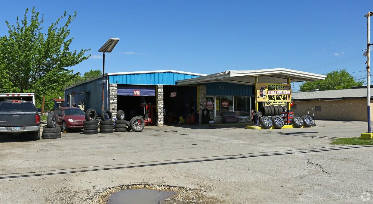 1700 S Interstate 35 Freeway S, San Marcos, TX 78666