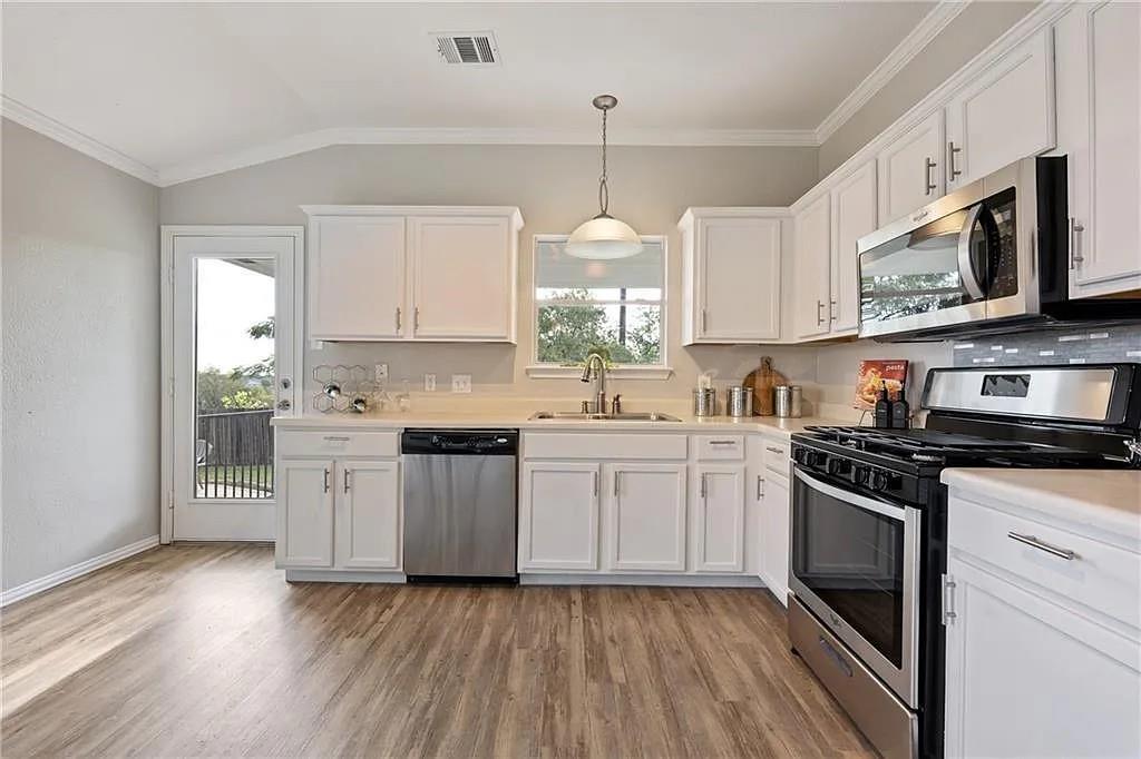 15217 Valerian Tea Dr, Pflugerville, TX 78660