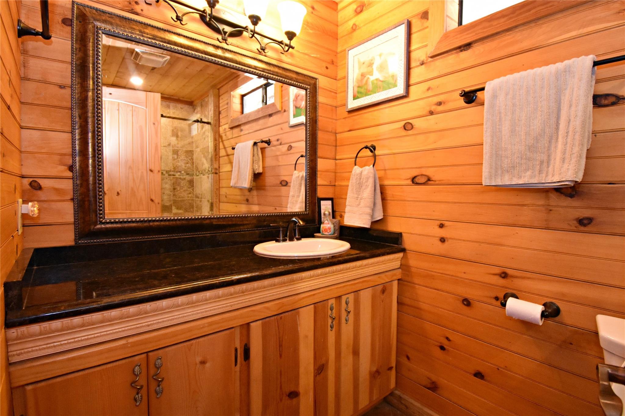 416 Canyon Oaks Dr, Concan, TX 78838