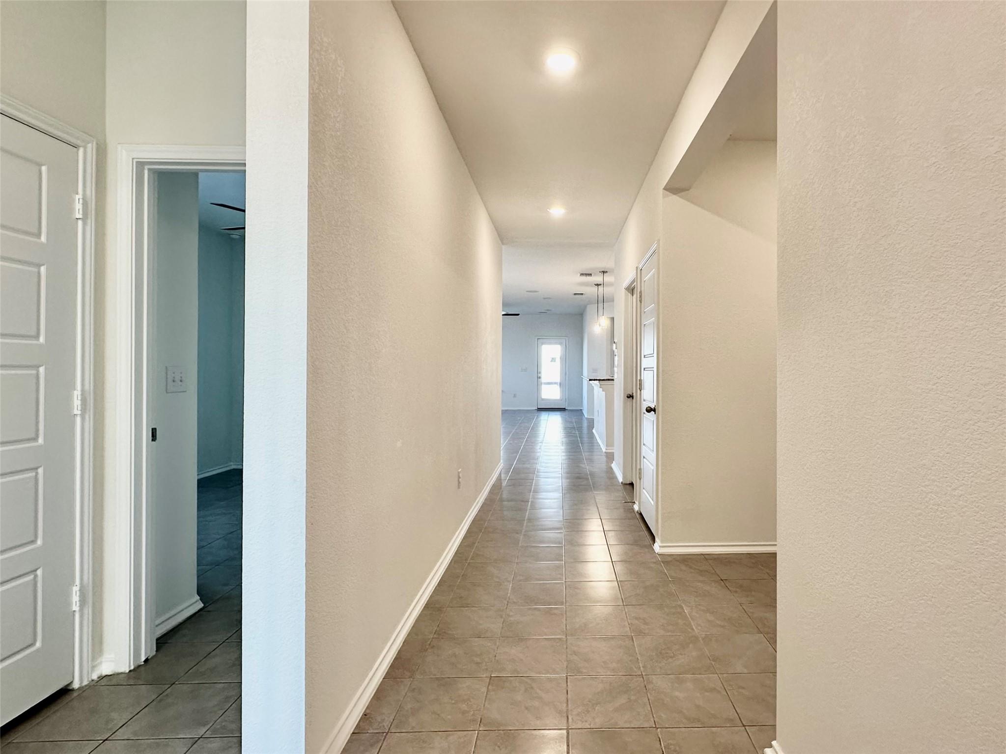 246 Teller Dr, Lockhart, TX 78644