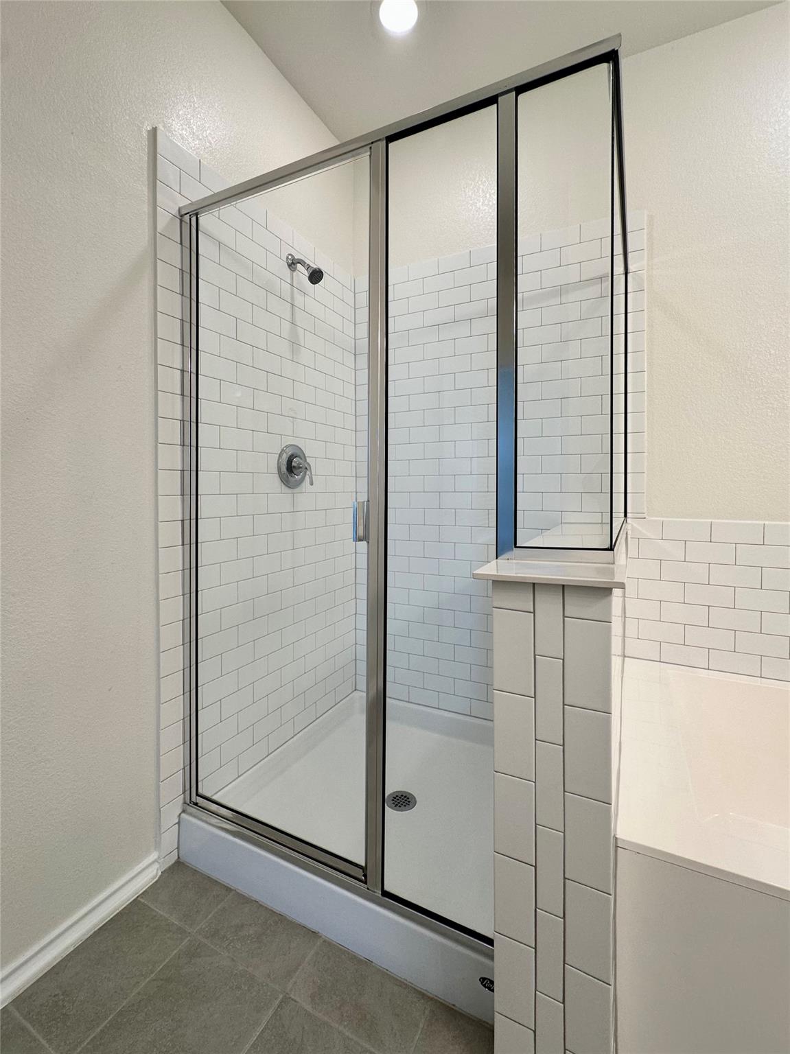 246 Teller Dr, Lockhart, TX 78644